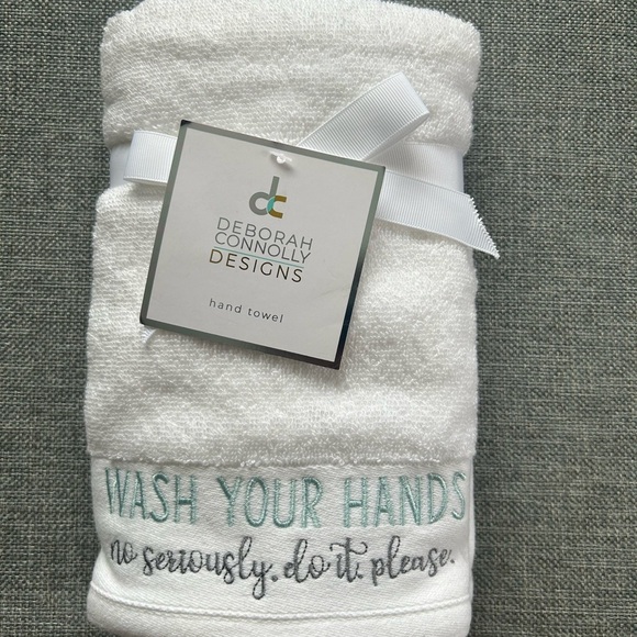 Deborah Connolly Designs Set of 2 Hand Towels embroidered “Wash Your Hands” - Picture 2 of 7